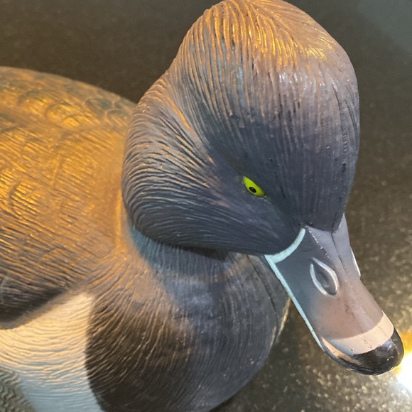 Vintage Life Sized Ring-Necked Duck Drake Decoy. Artist carved & texturized 2003 - Picture 8 of 13